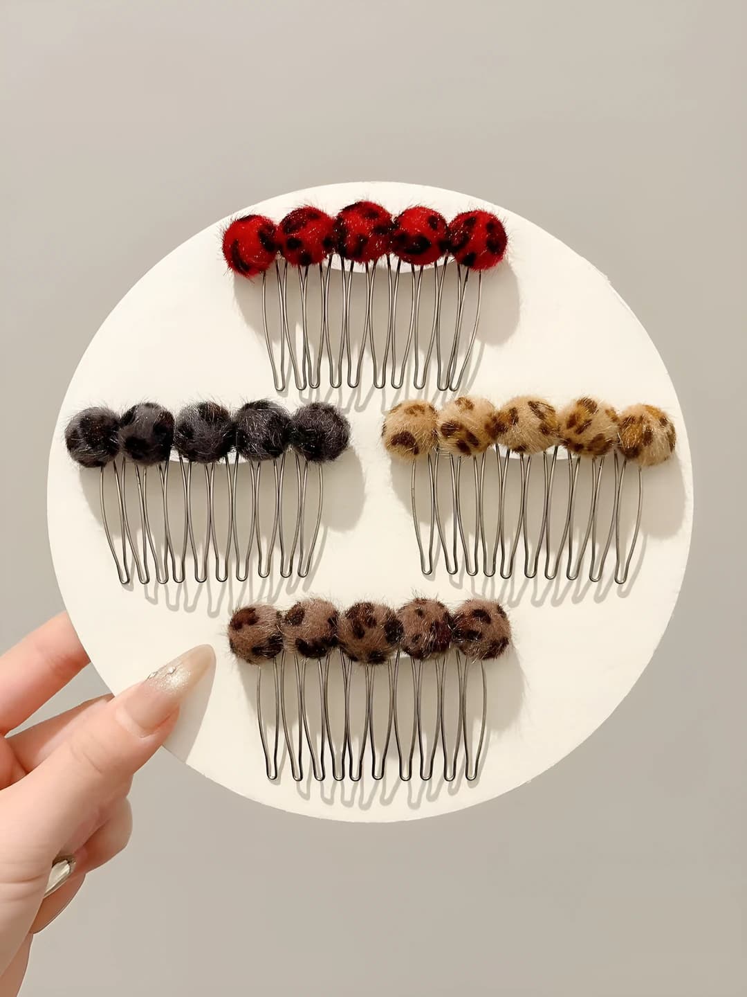 Women's retro style hair clips and combs, handmade, U-shaped, with amethyst crystals