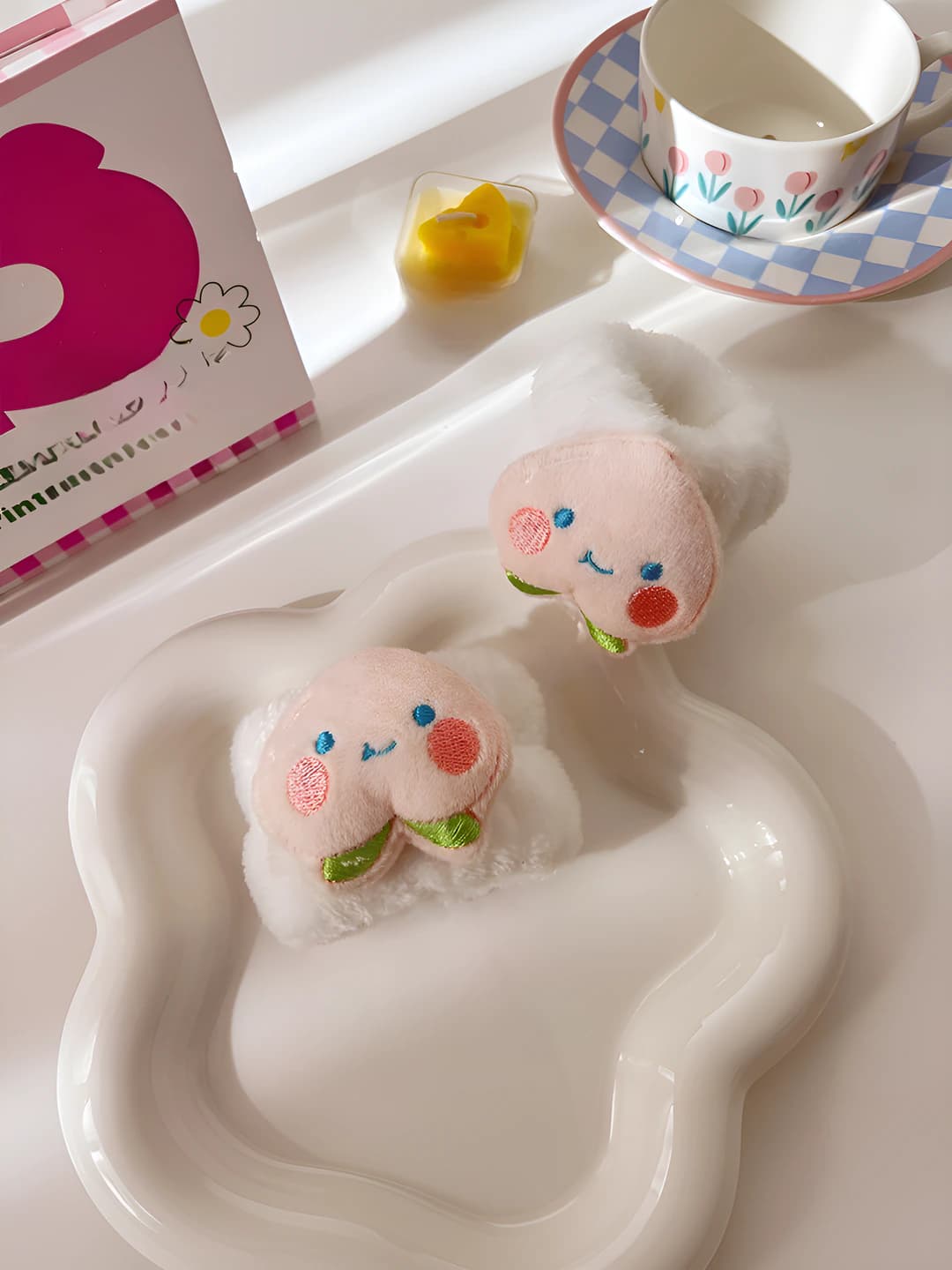 Pink peach pair