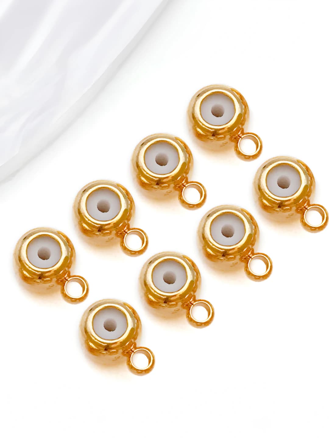 1 pc, 4mm, 0.8mm copper, 18K gold, 0.19g, T118
