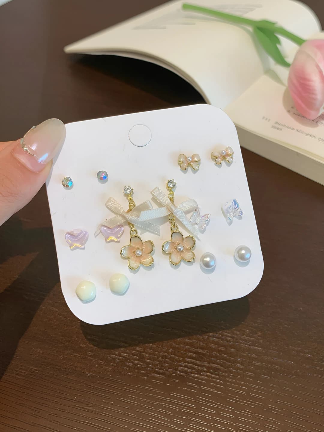 YHS2 White bean sakura tassel