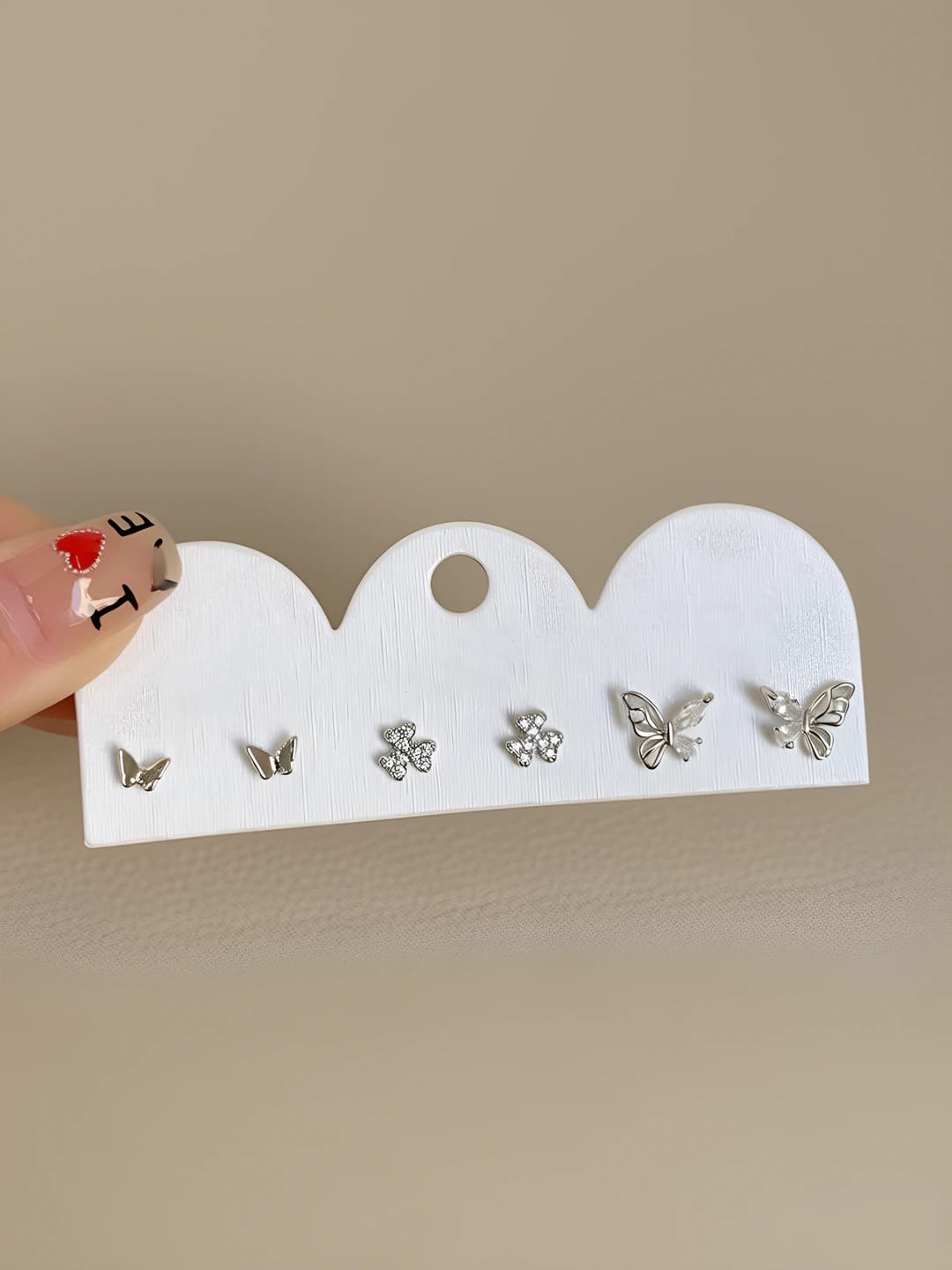 Butterfly four-point star