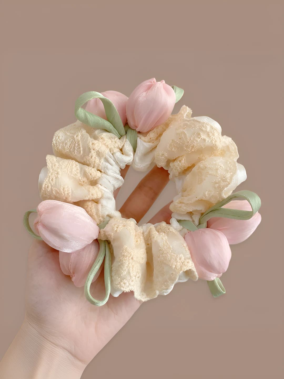 1# Tulip lace tie