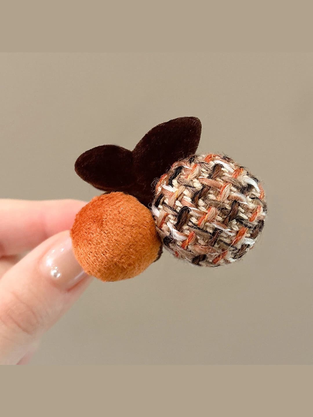 51# Houndstooth cherry ~5 cm