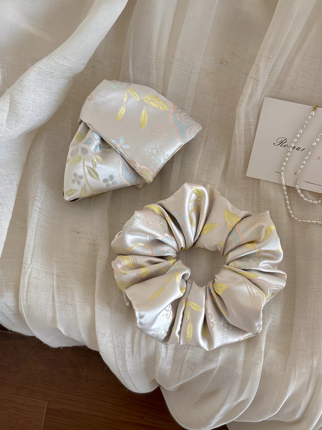 Women's printed hair tie: Japanese-Korean style, flower and triangle design elements, handmade, for back hair gathering