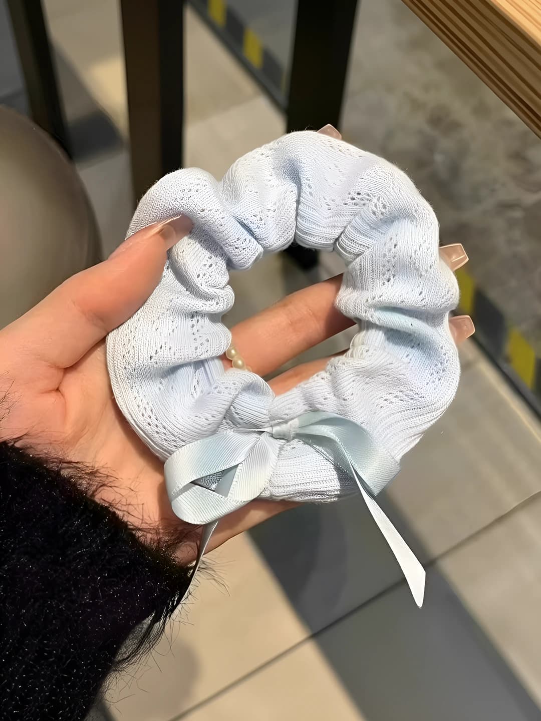 2# Knit, hair tie