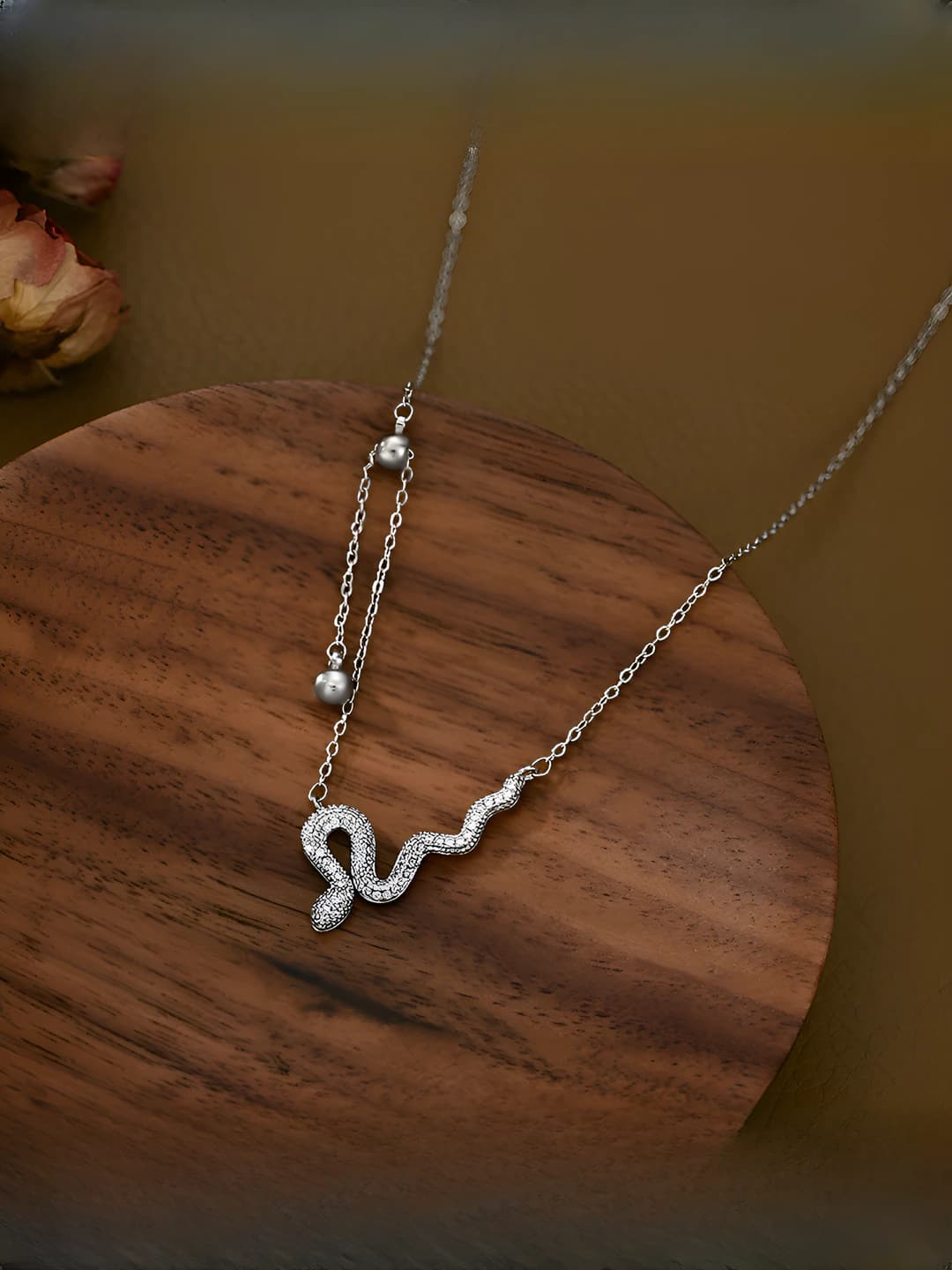 Серебряный XL68110