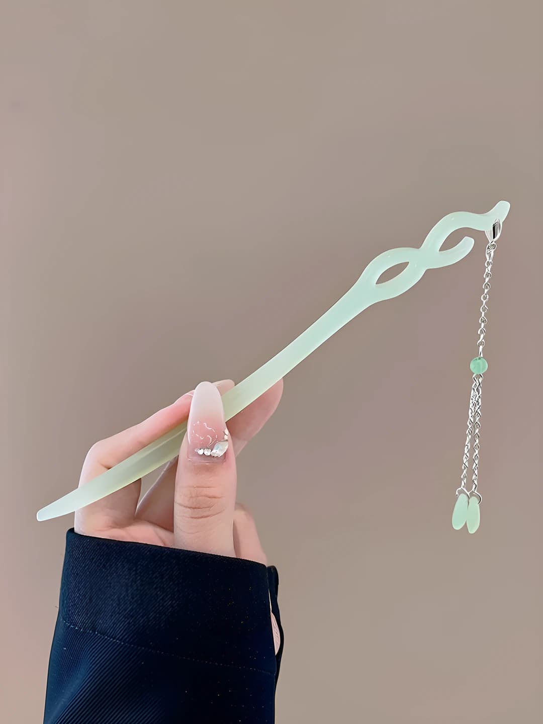 27# Green long tassel variant