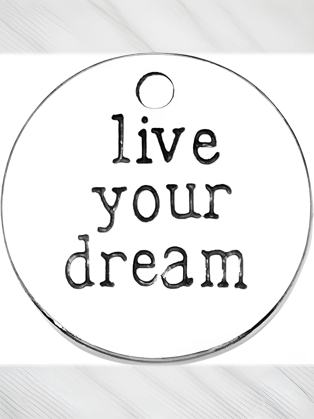 1 pc liveyourdream letter plate 20x20mm-2.7g-2491