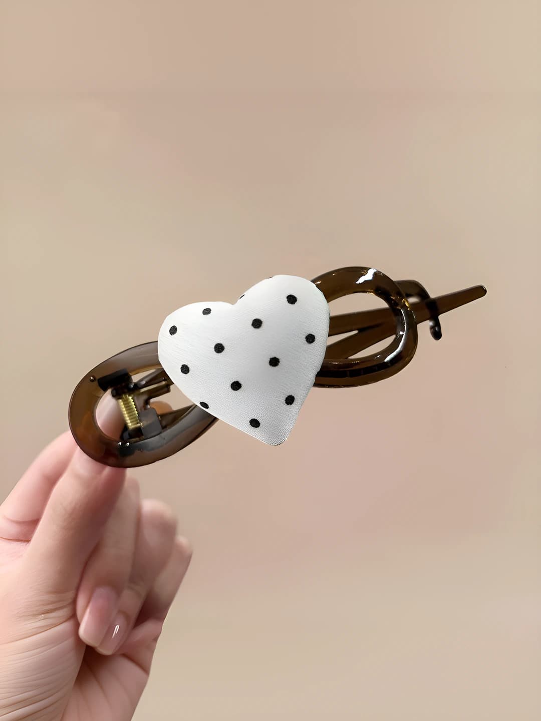 1# Белые сердечки 11 см акрил