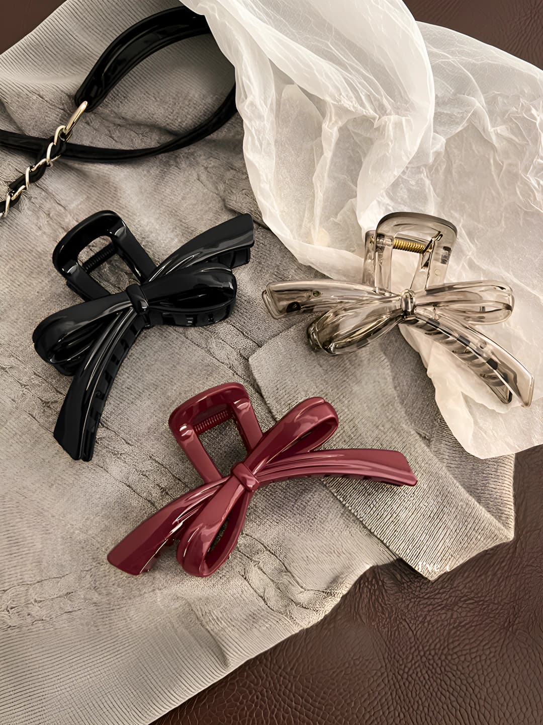 Women's large acrylic bow shark clip in Korean style, angora red