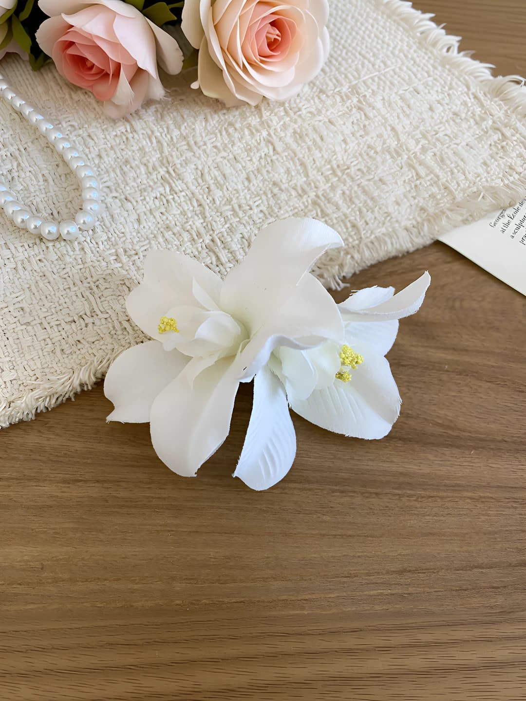 46# Clip - White (1 pc)