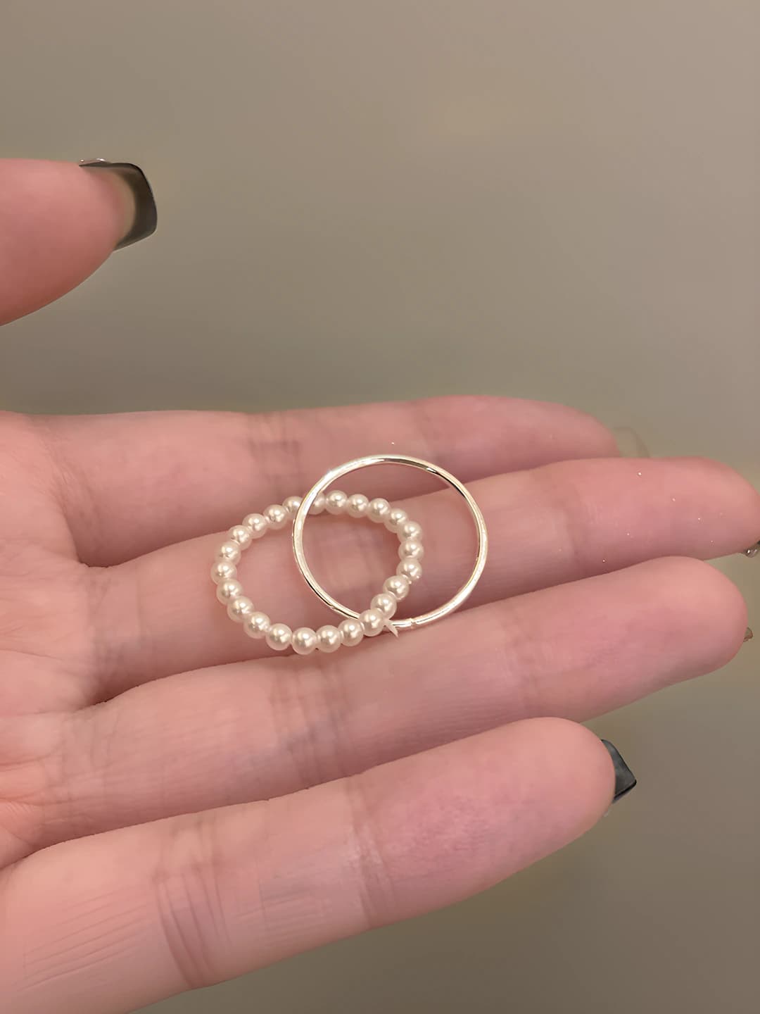 Double layer pearl ring