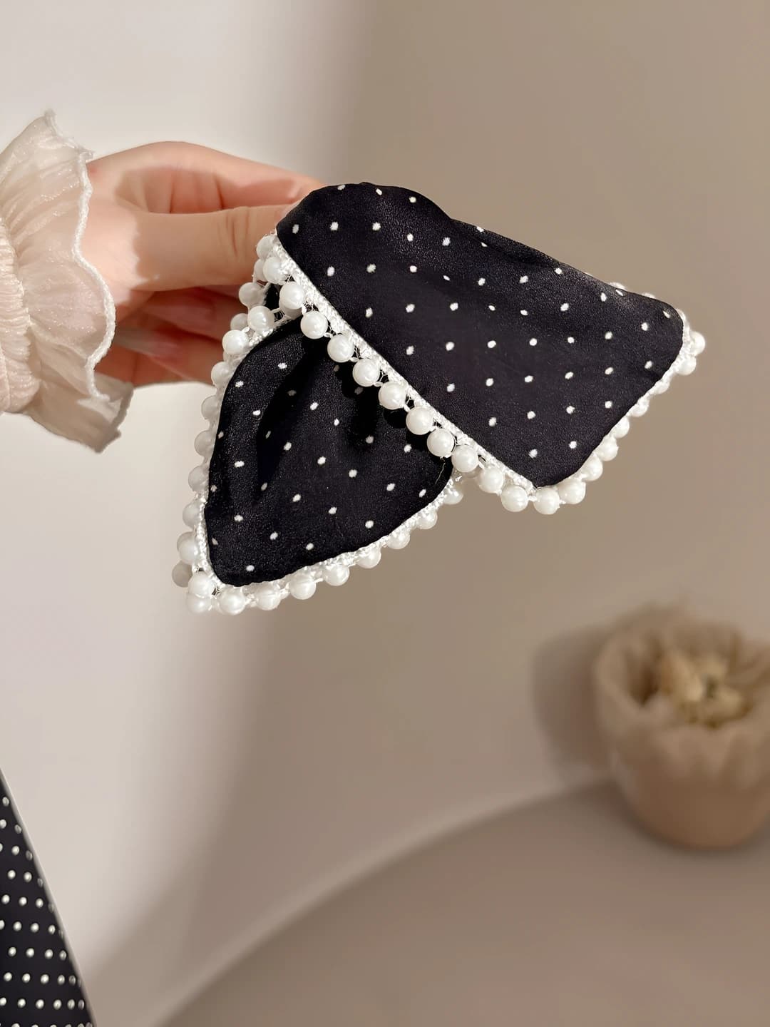 1# Pearl polka dot claw clip 13cm