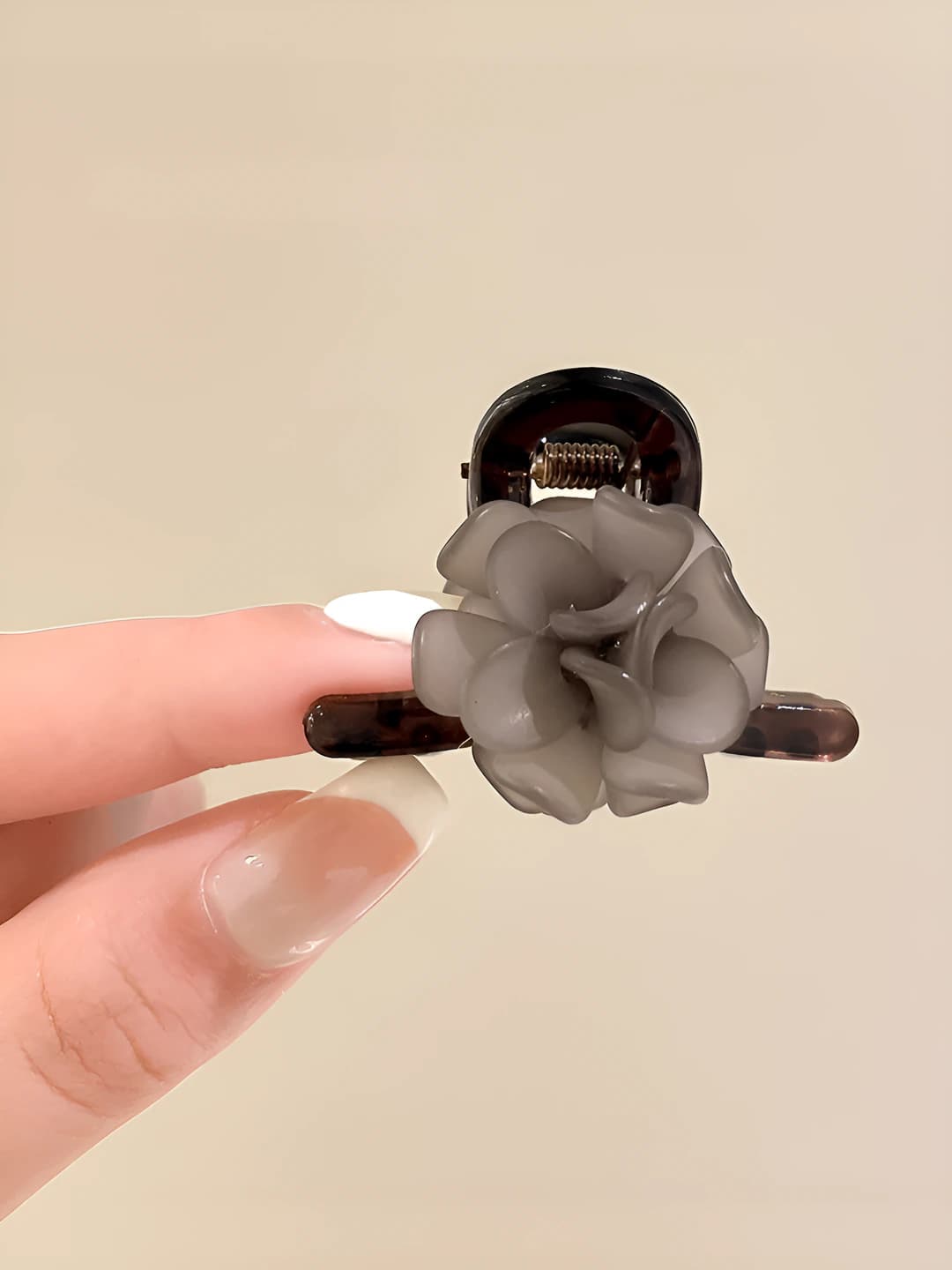 1# grey flowers, 4.5 cm