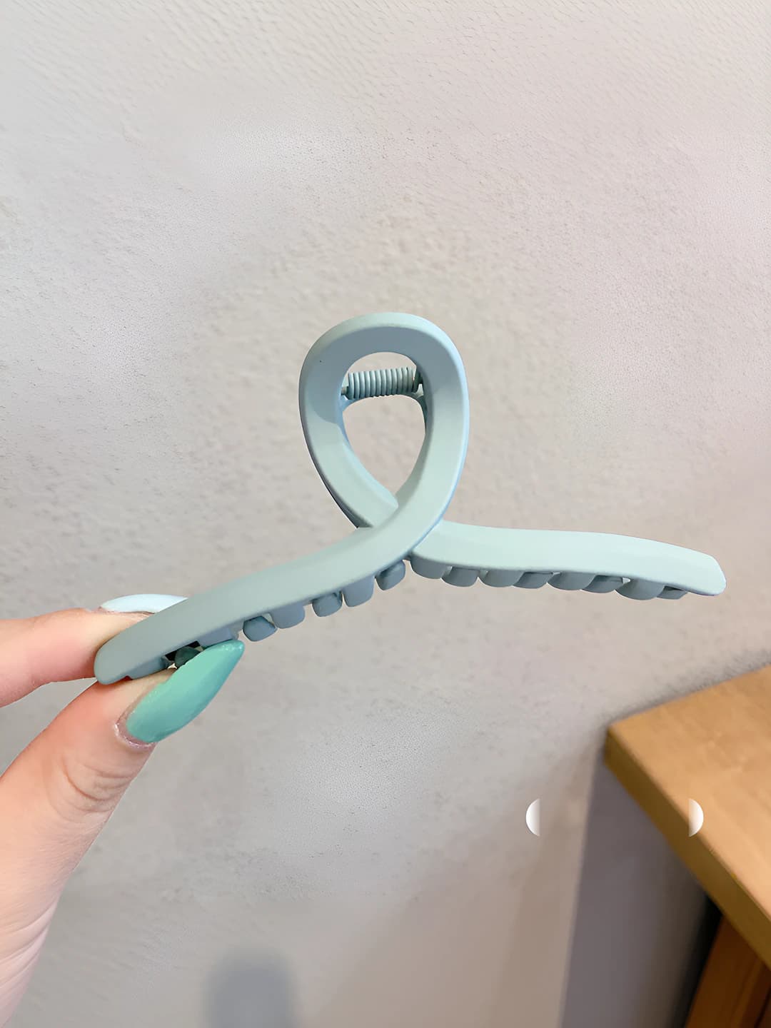8# Light blue Y-clip