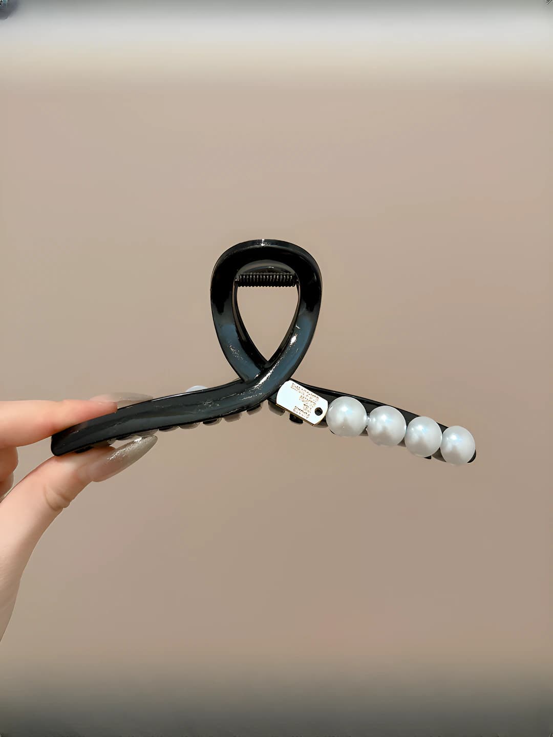 Glossy small pearls 15 cm