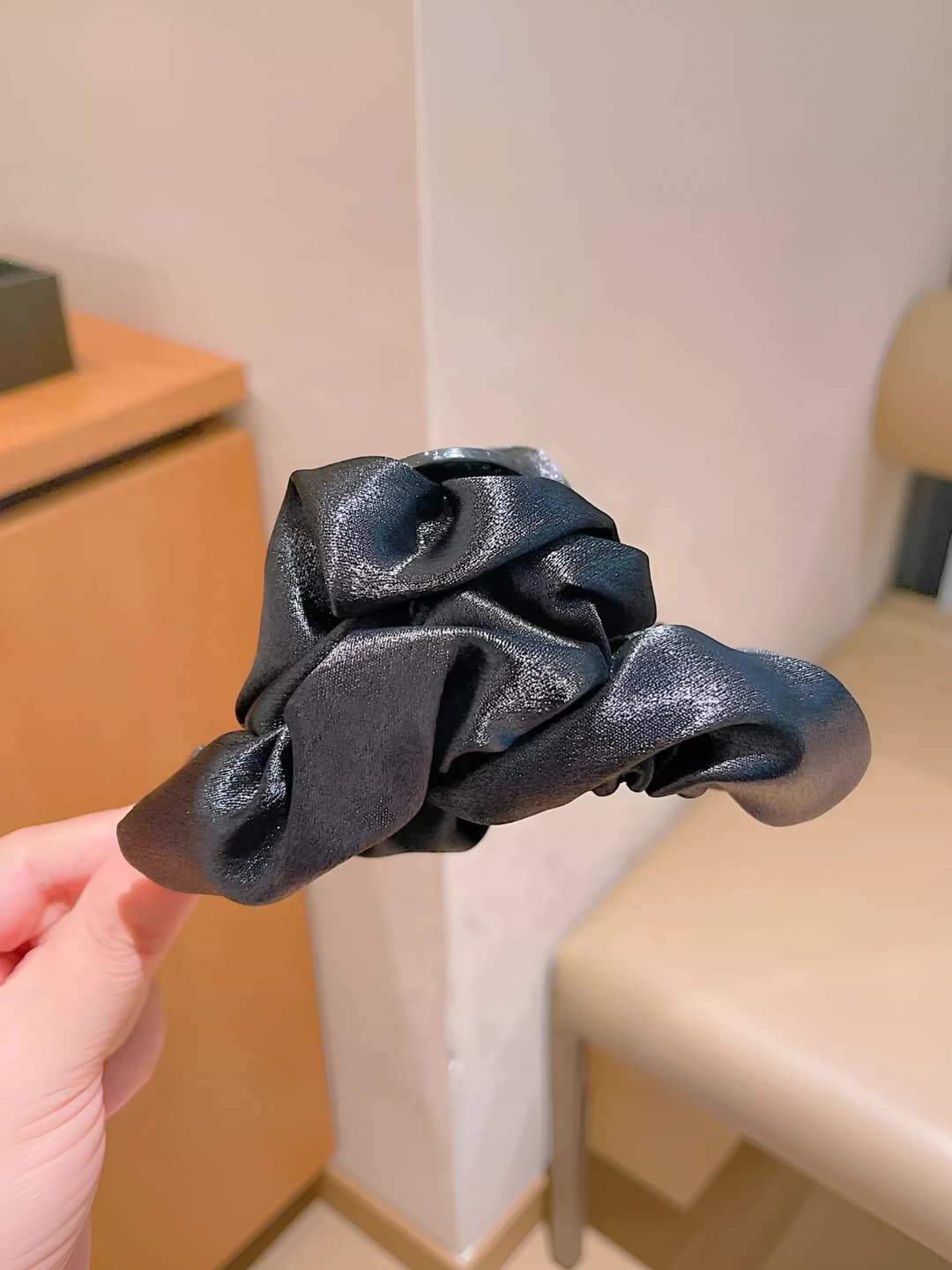 Чёрный