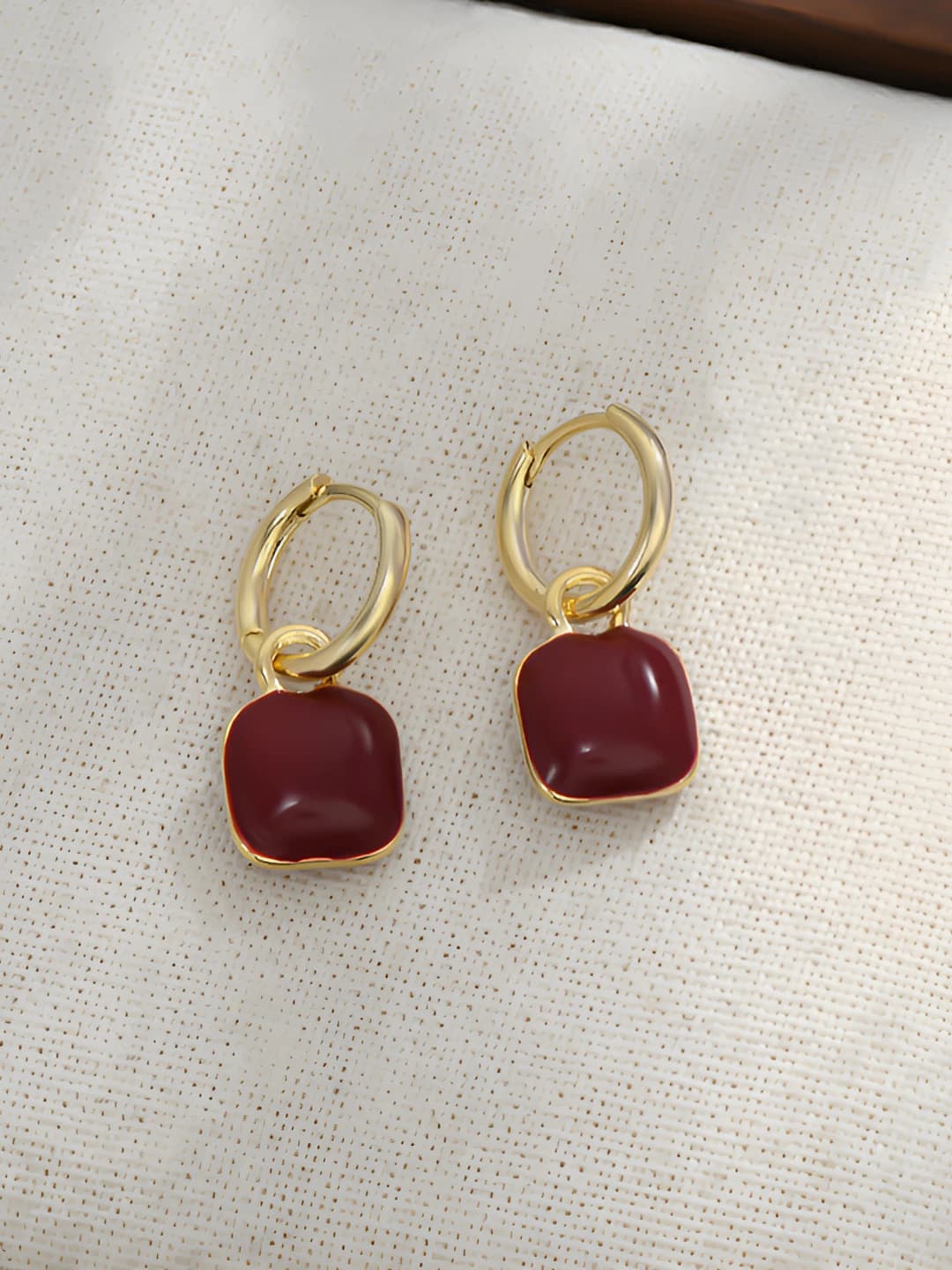Gold ED65061