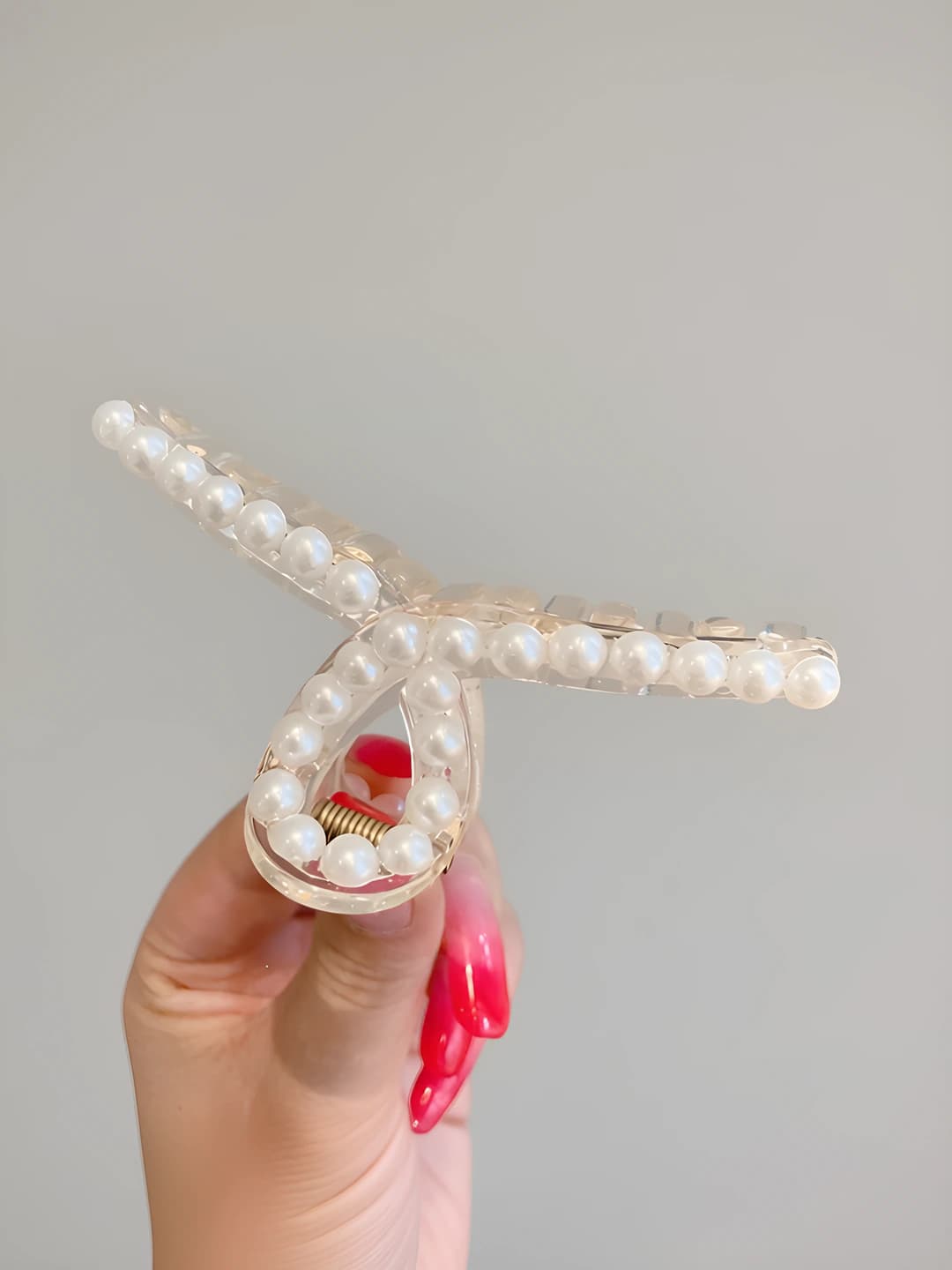 9# Clear pearl hair clip