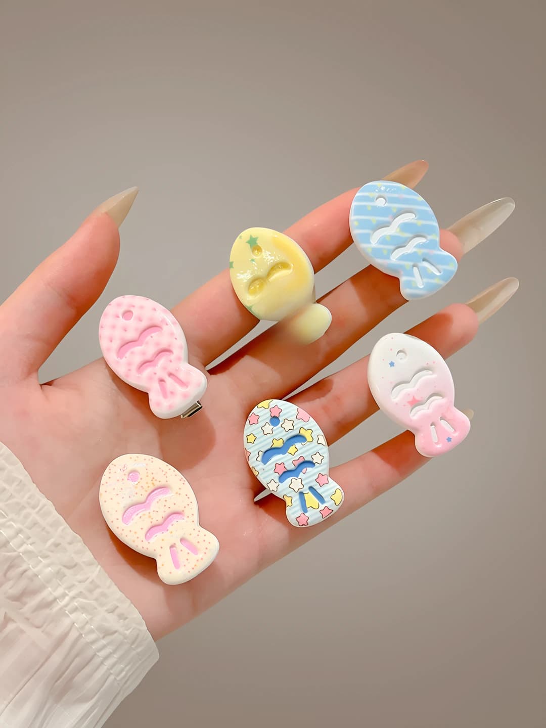 1# Multicolour small fish 6 pcs