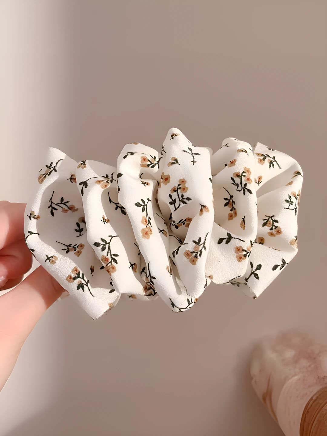 4#Oq mayda gulli - taxminan 12 cm