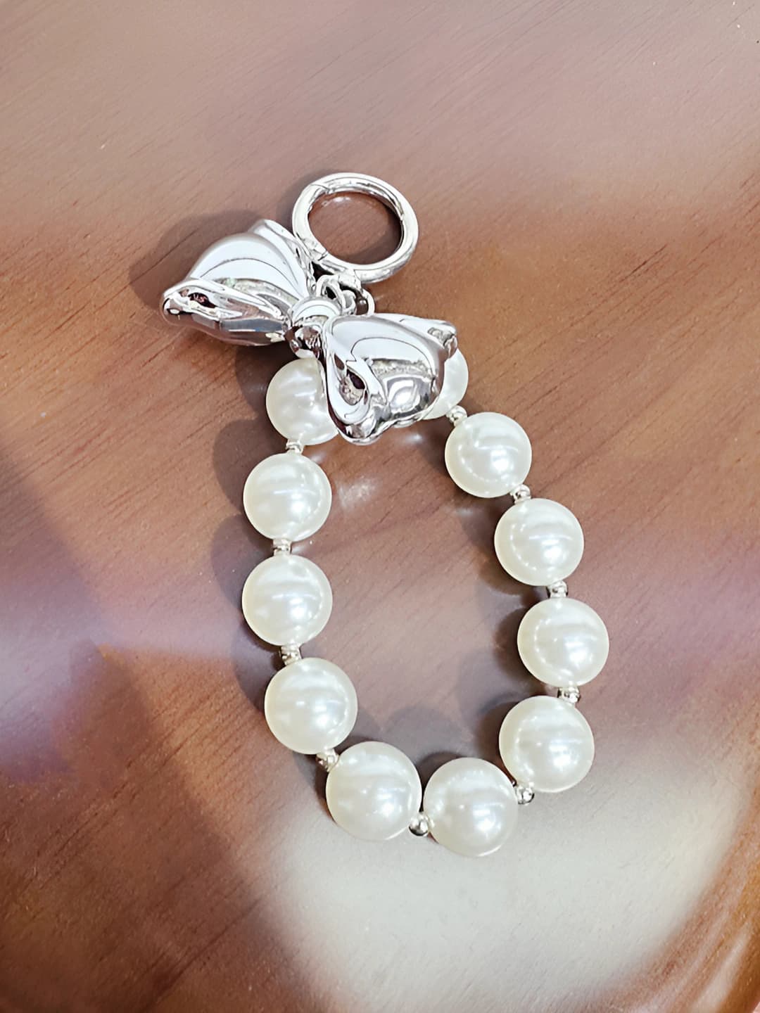Silver ribbon
