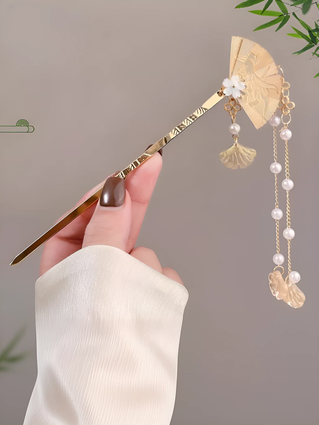 43# Fan pearl tassel gold
