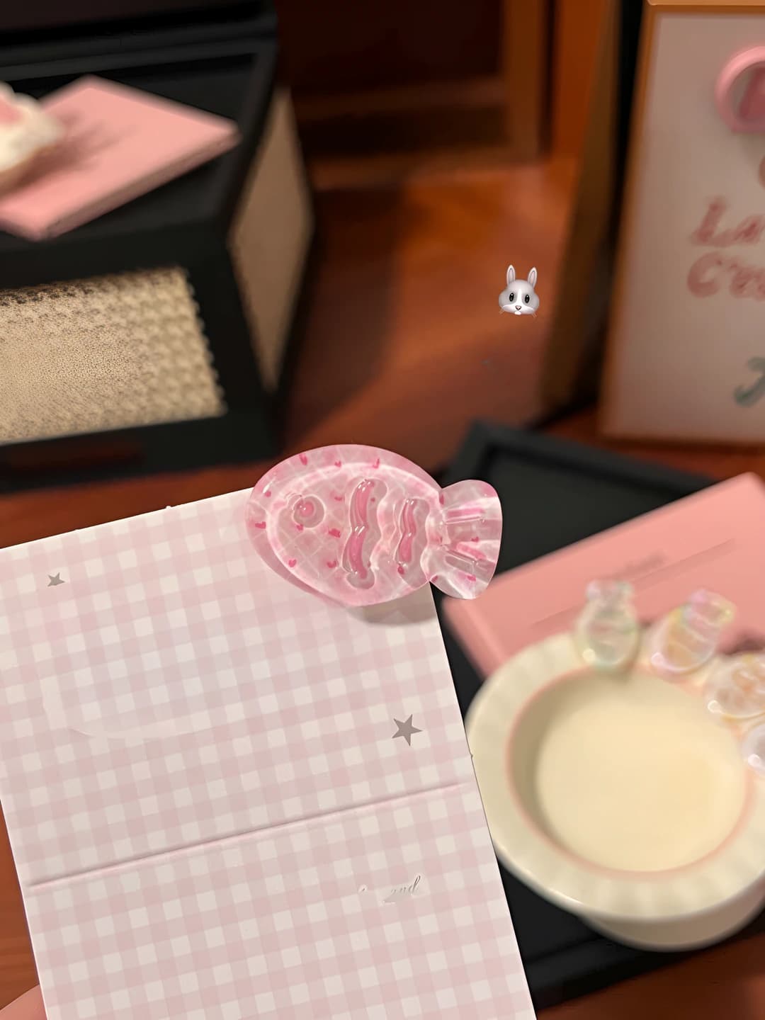 Jelly peach pink mist fish clip, 3.2 cm