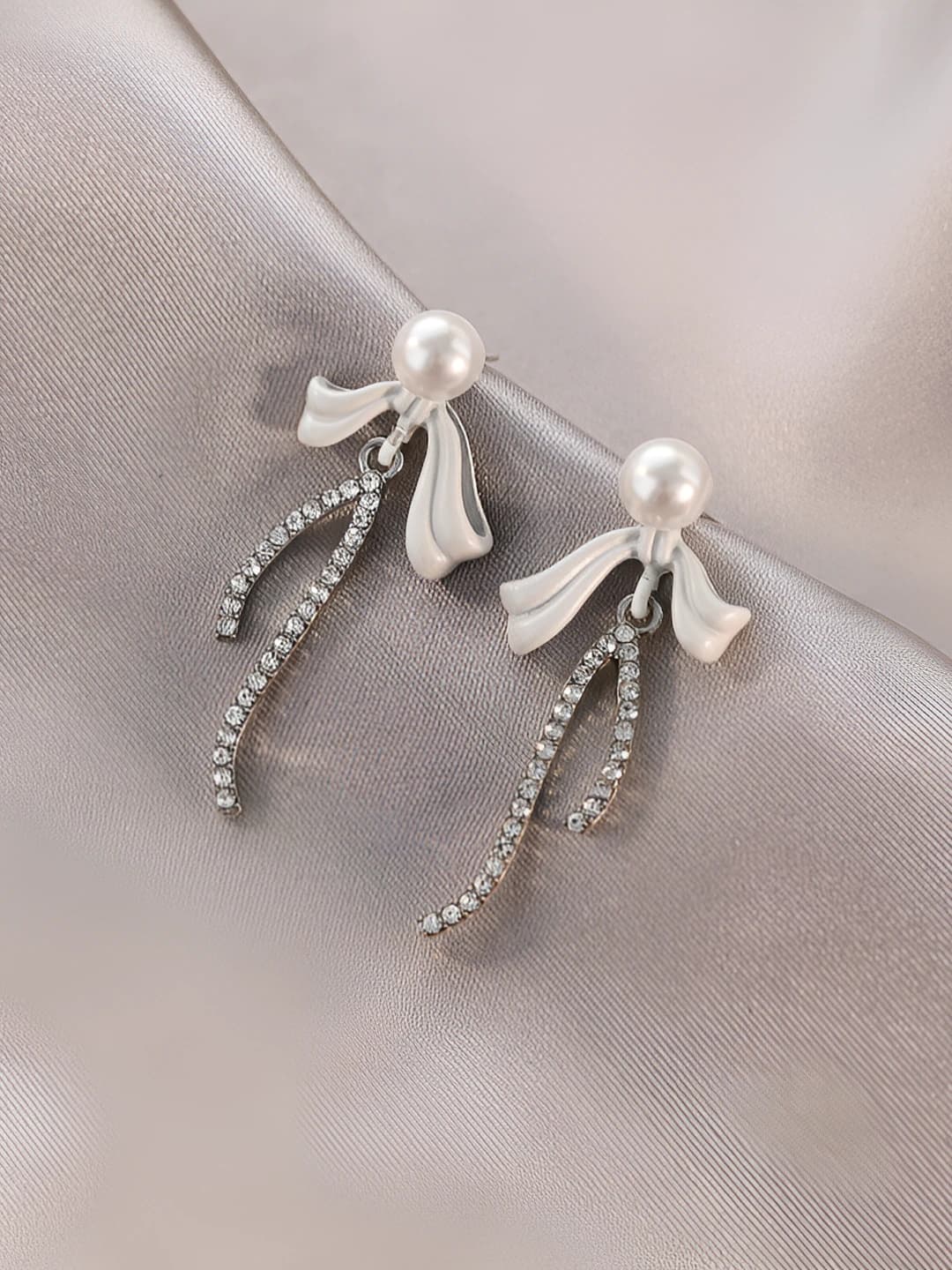3# Bow earrings