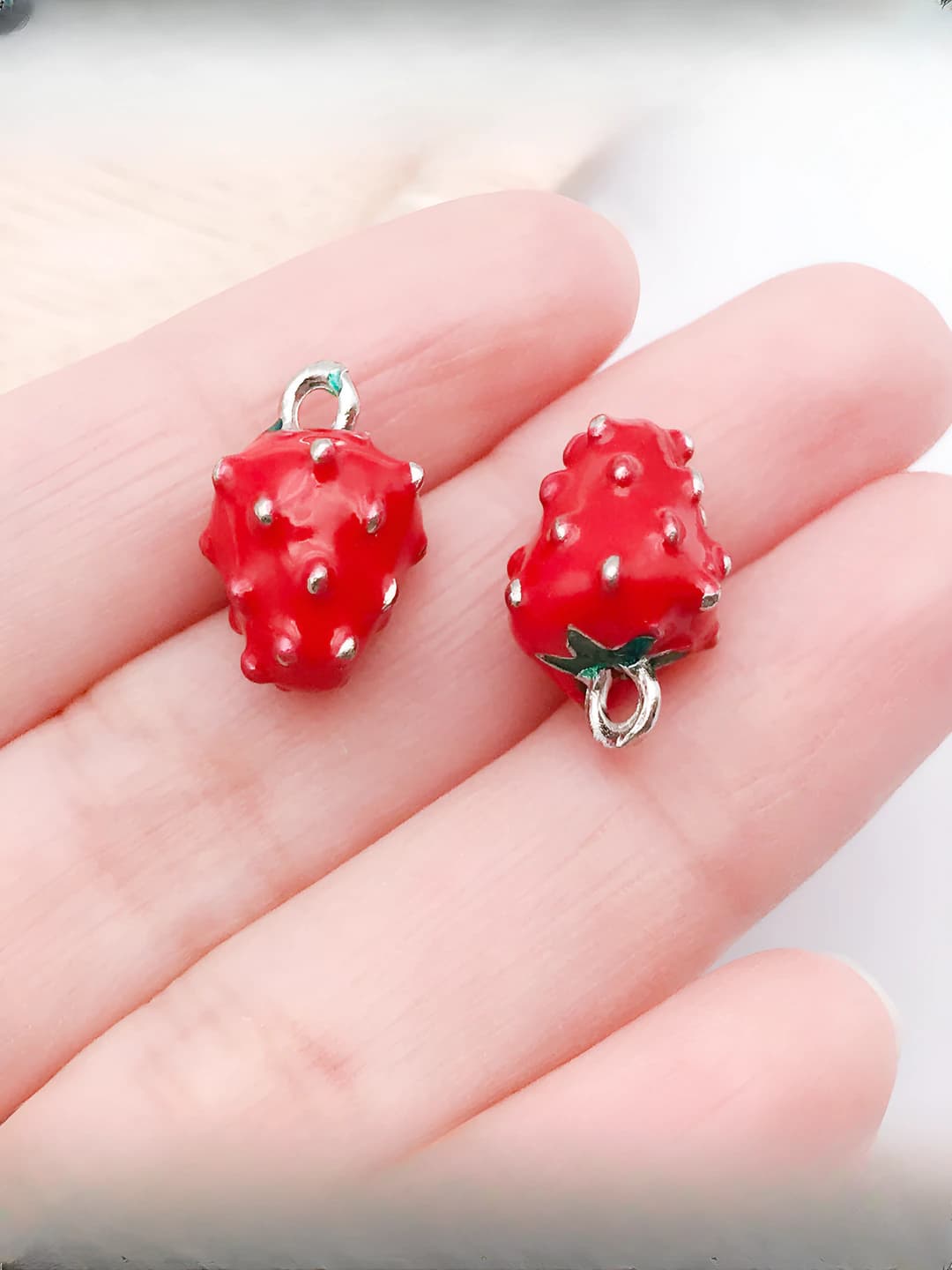 1 dona katta oq k qizil moyli 3D qulupnay 16x10x10mm-3.4g-23456