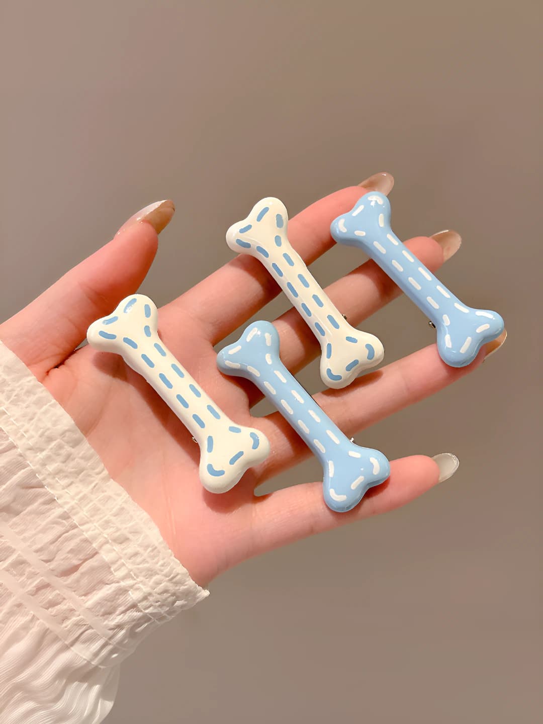 Dashed line, bone shape, 4 pcs