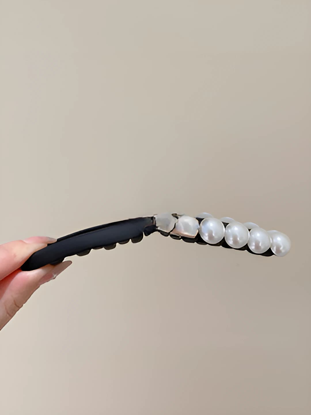 Matte black clip 13 cm