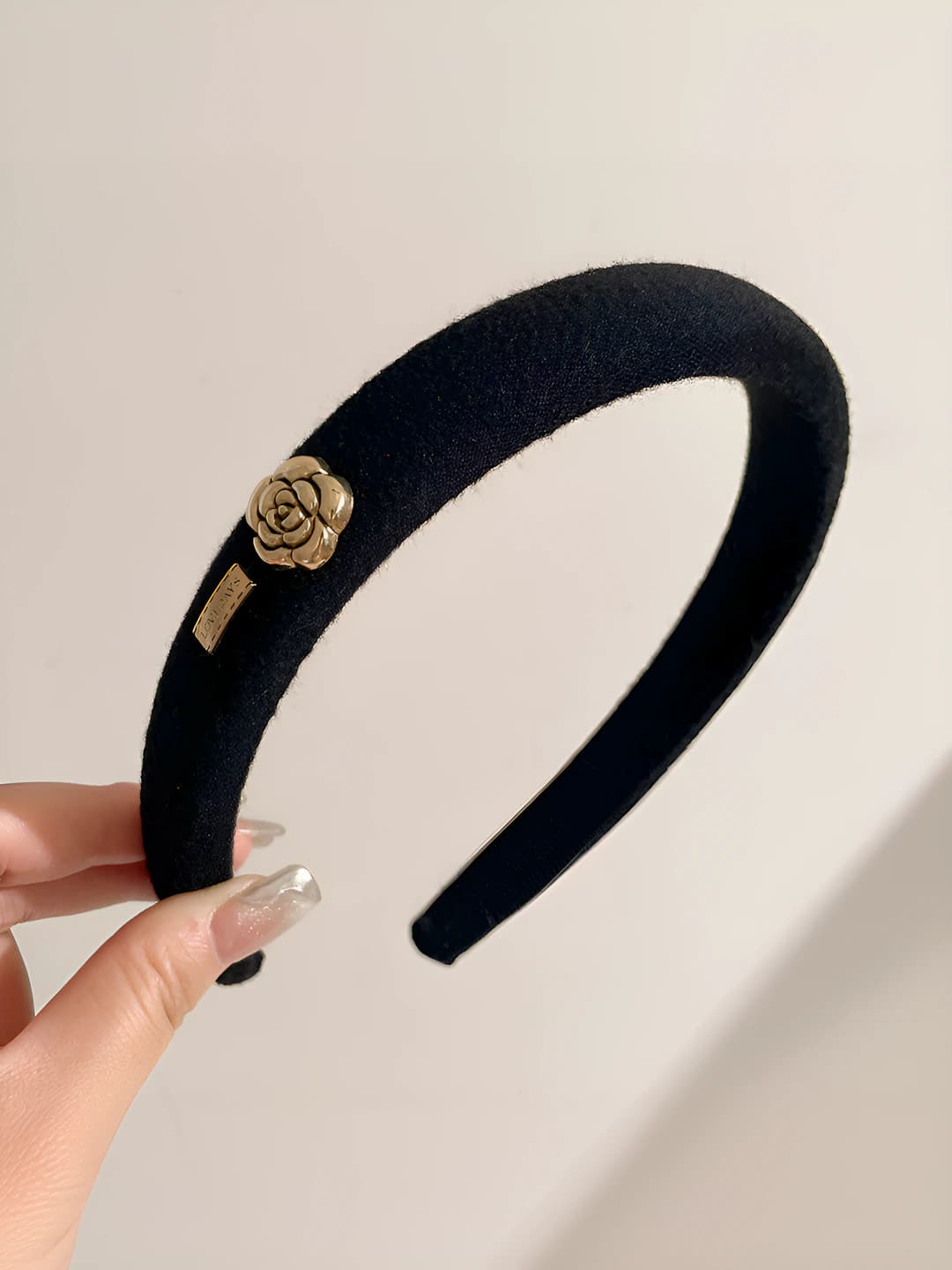 1# Black, 2 cm