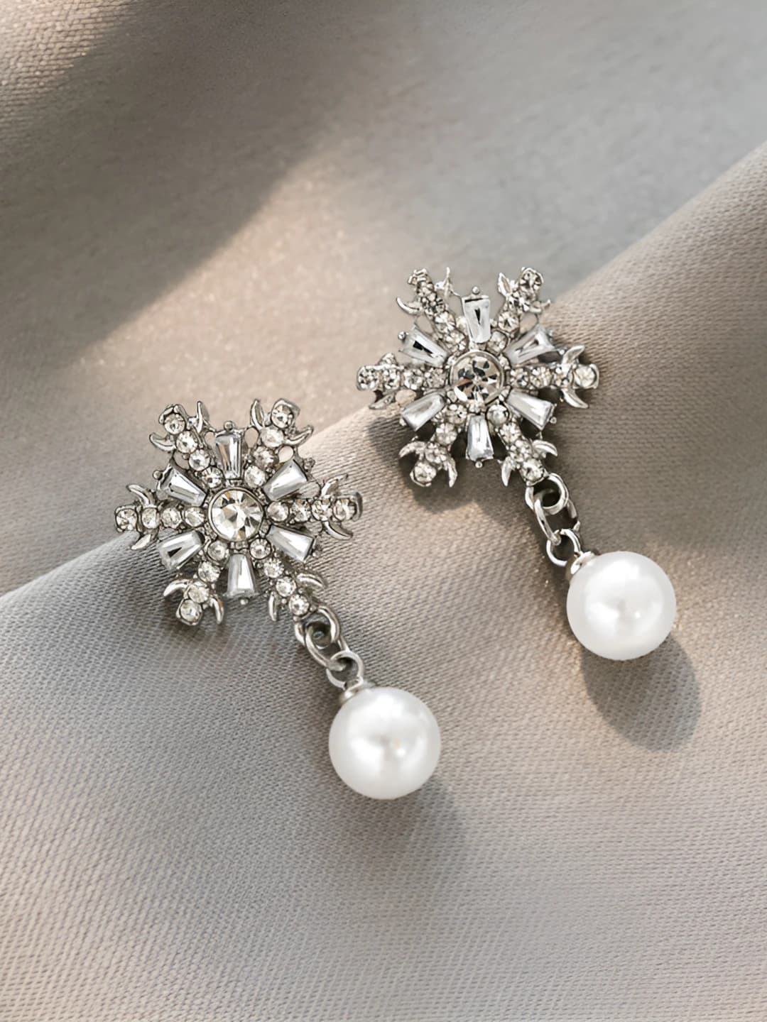 1# Snowflake pearl earrings