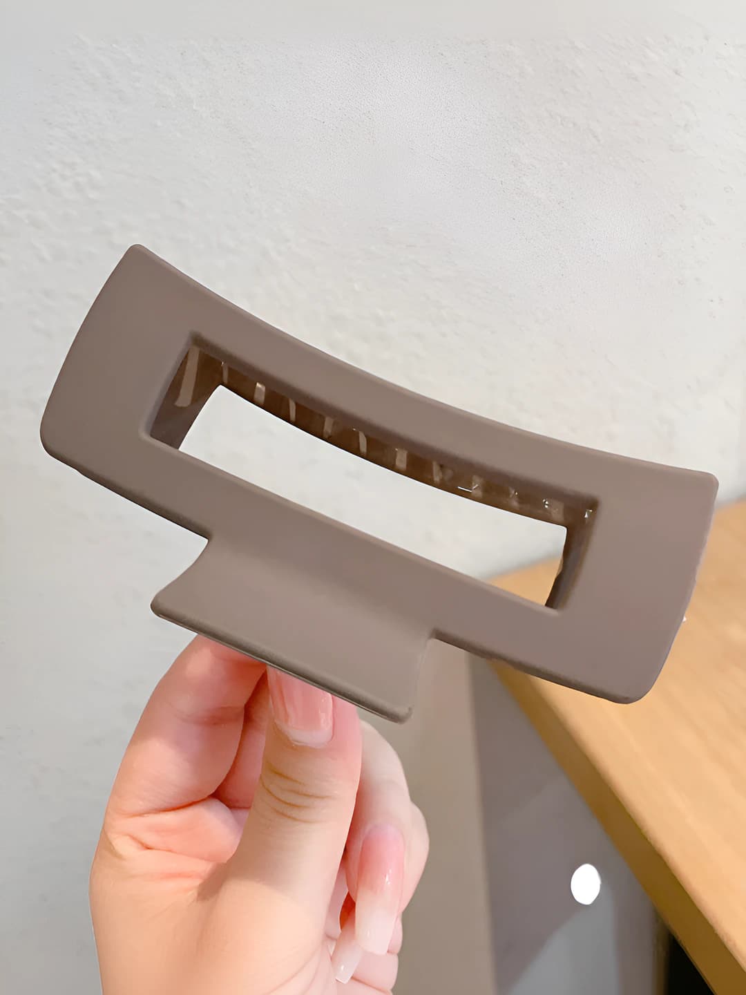 Dark coffee square clip
