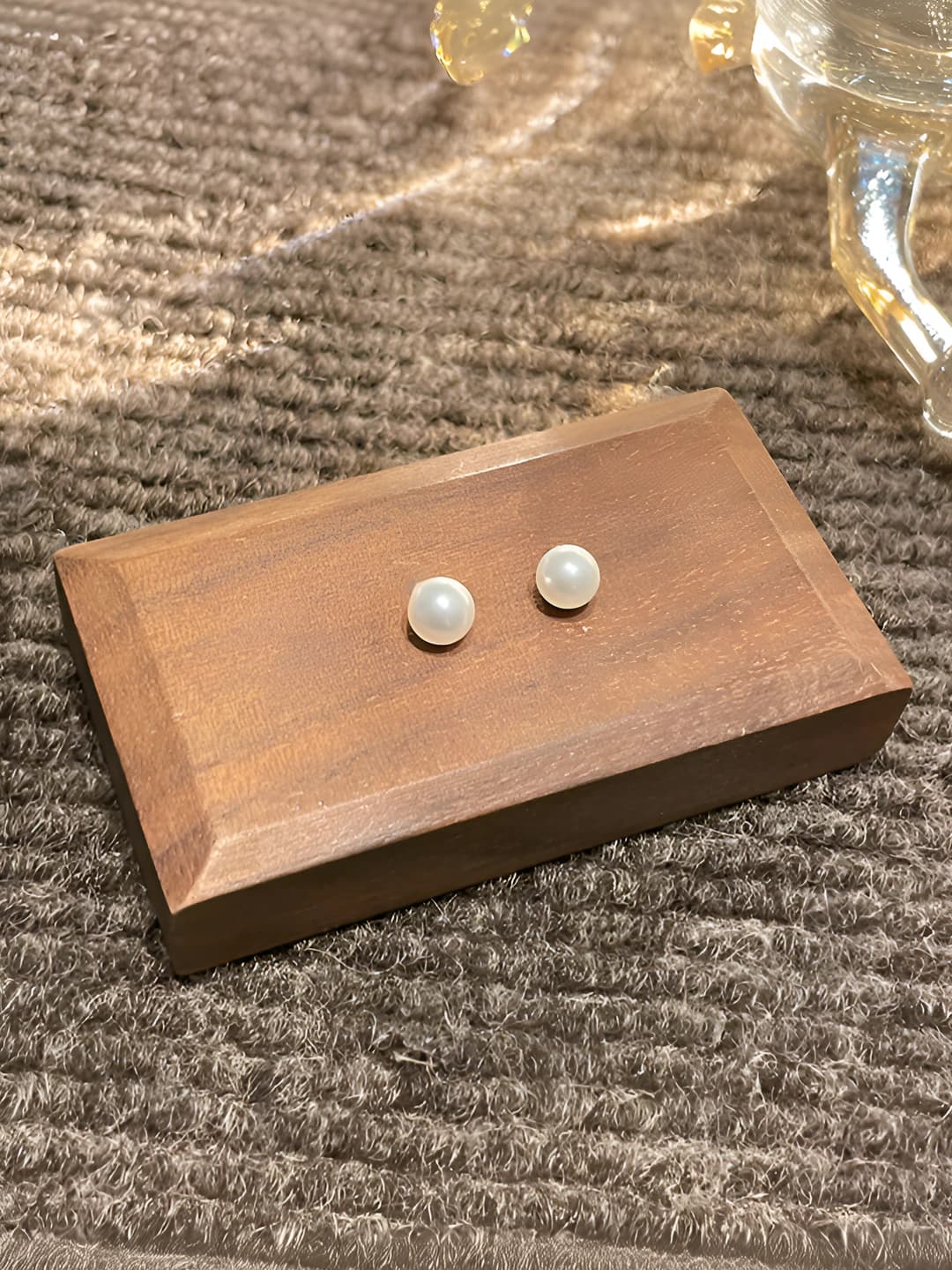 Pearl earrings, 6mm