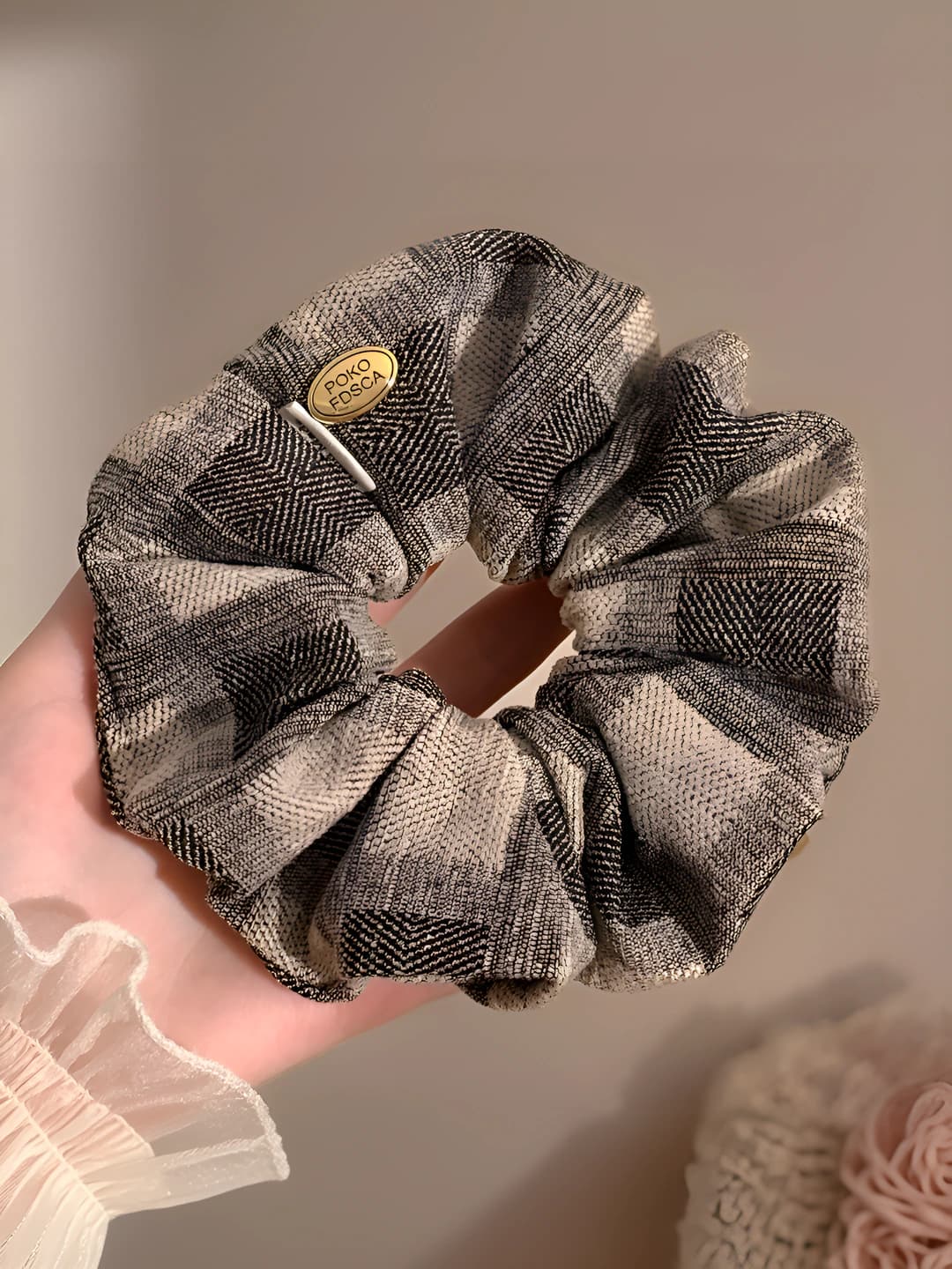 Grey plaid - 14 cm