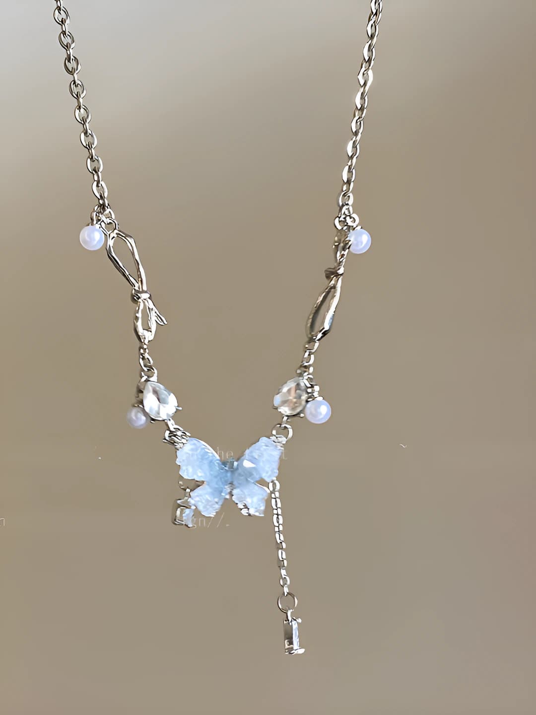 Ice blue pearl