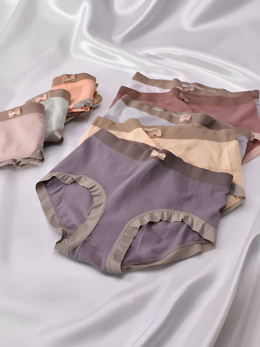 Women's seamless briefs, mid-waist, solid colour, all-season