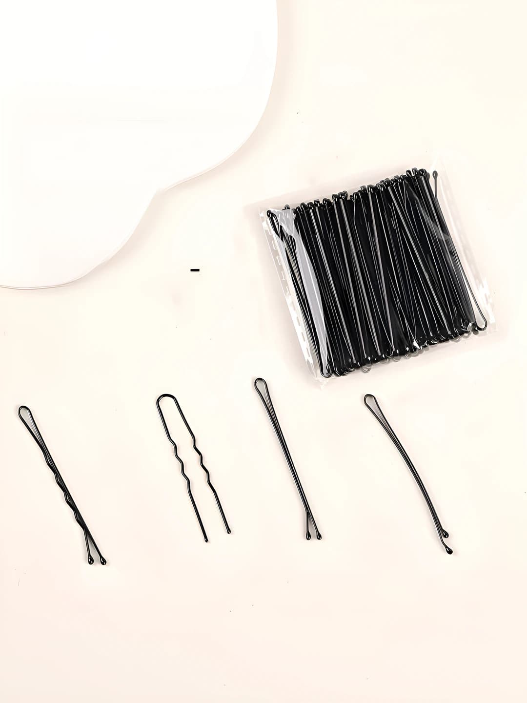 Women's black straight hair clips, metal, 2026 wavy design, Korean style