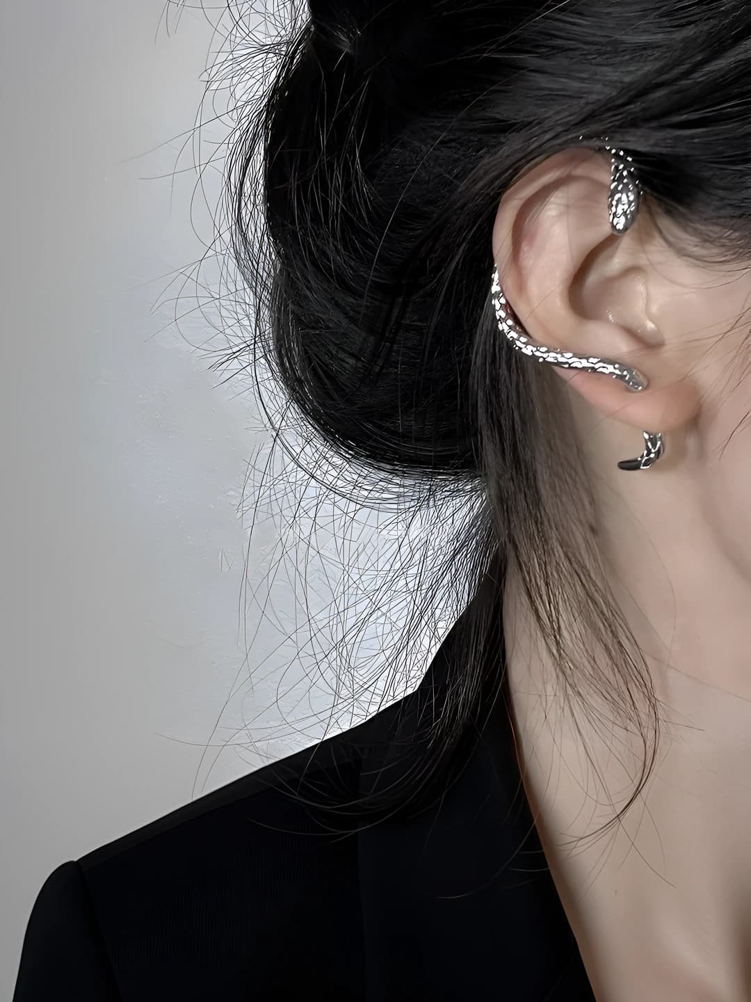 Snake ear cuff right