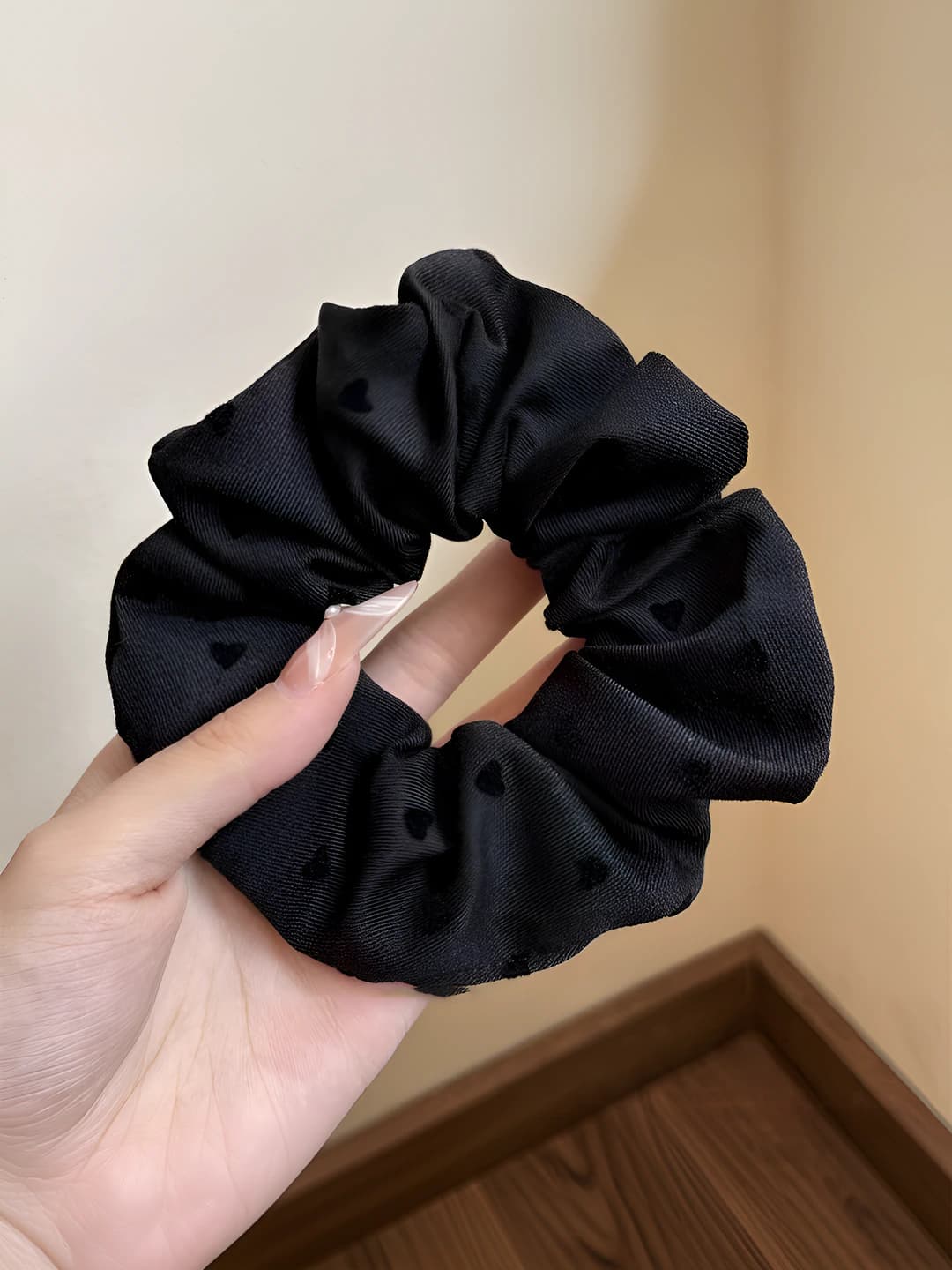 Чёрный с сердцем