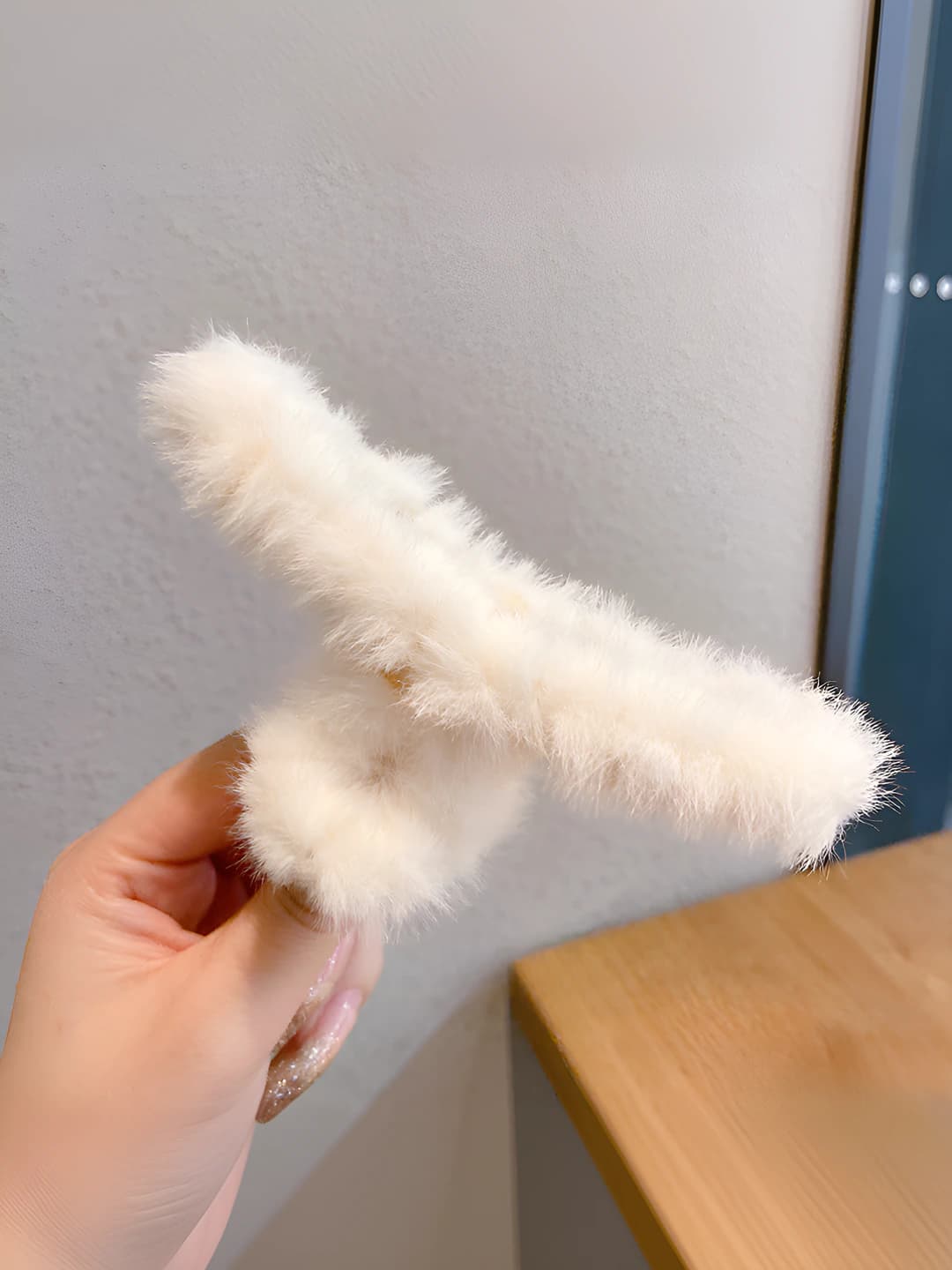 Off-white 12 cm