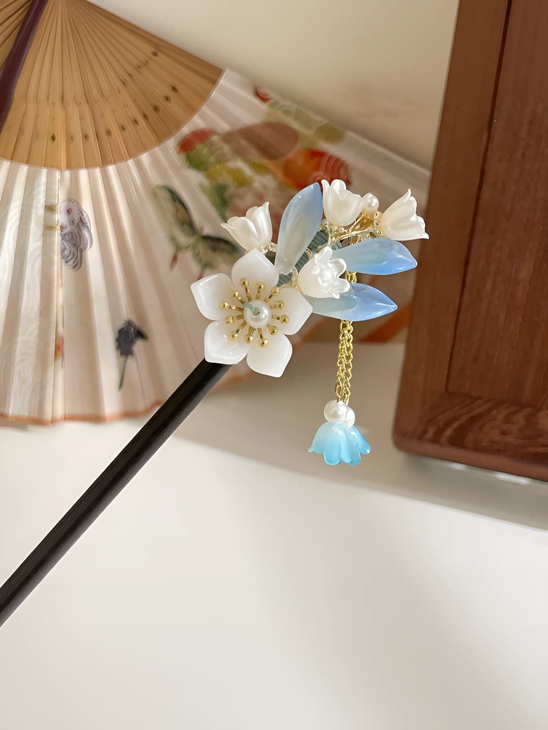 1# Blue leaf flowers