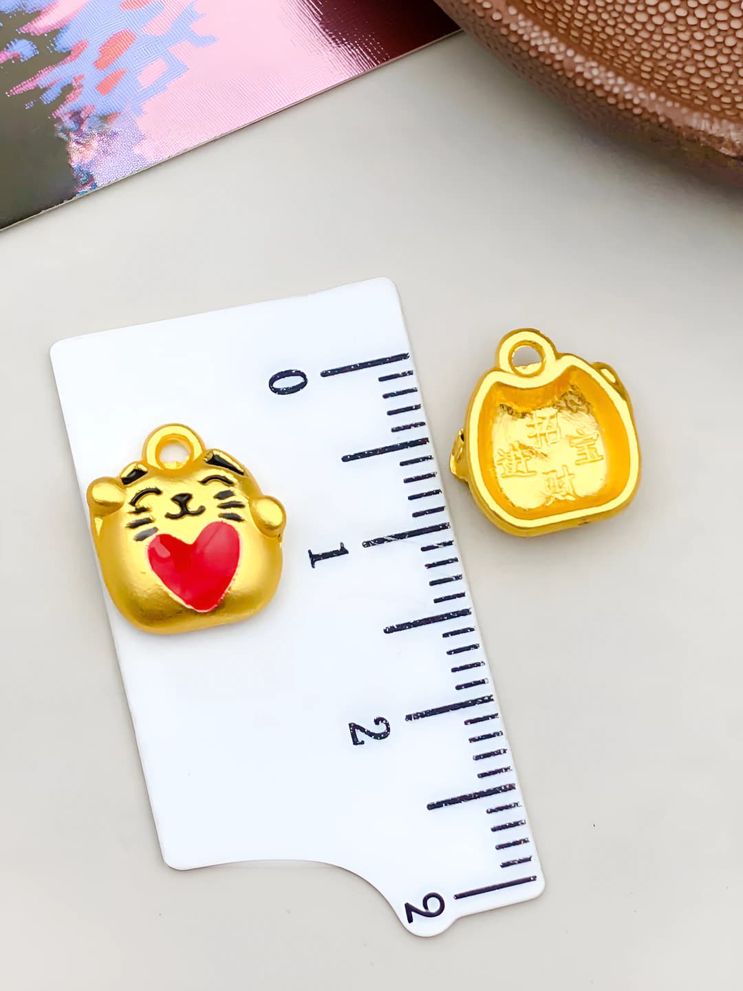 1 шт Кошка в форме сердца 12x11mm-0.9g