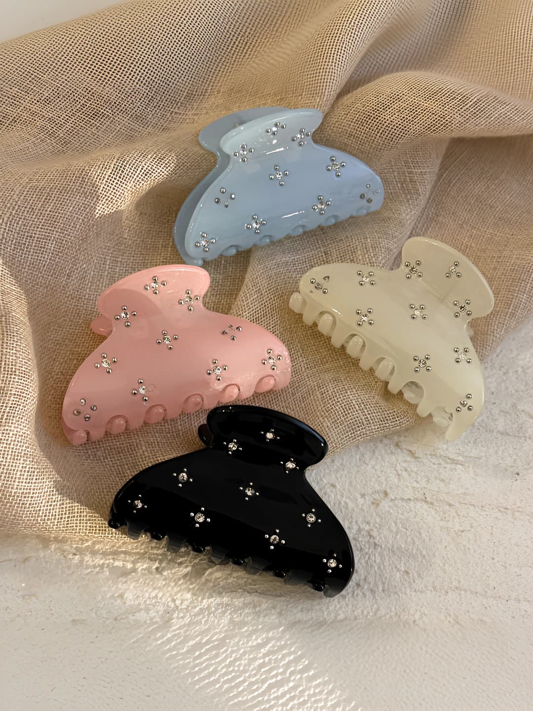 Women's semicircle hair clips with rhinestones in Japanese-Korean style