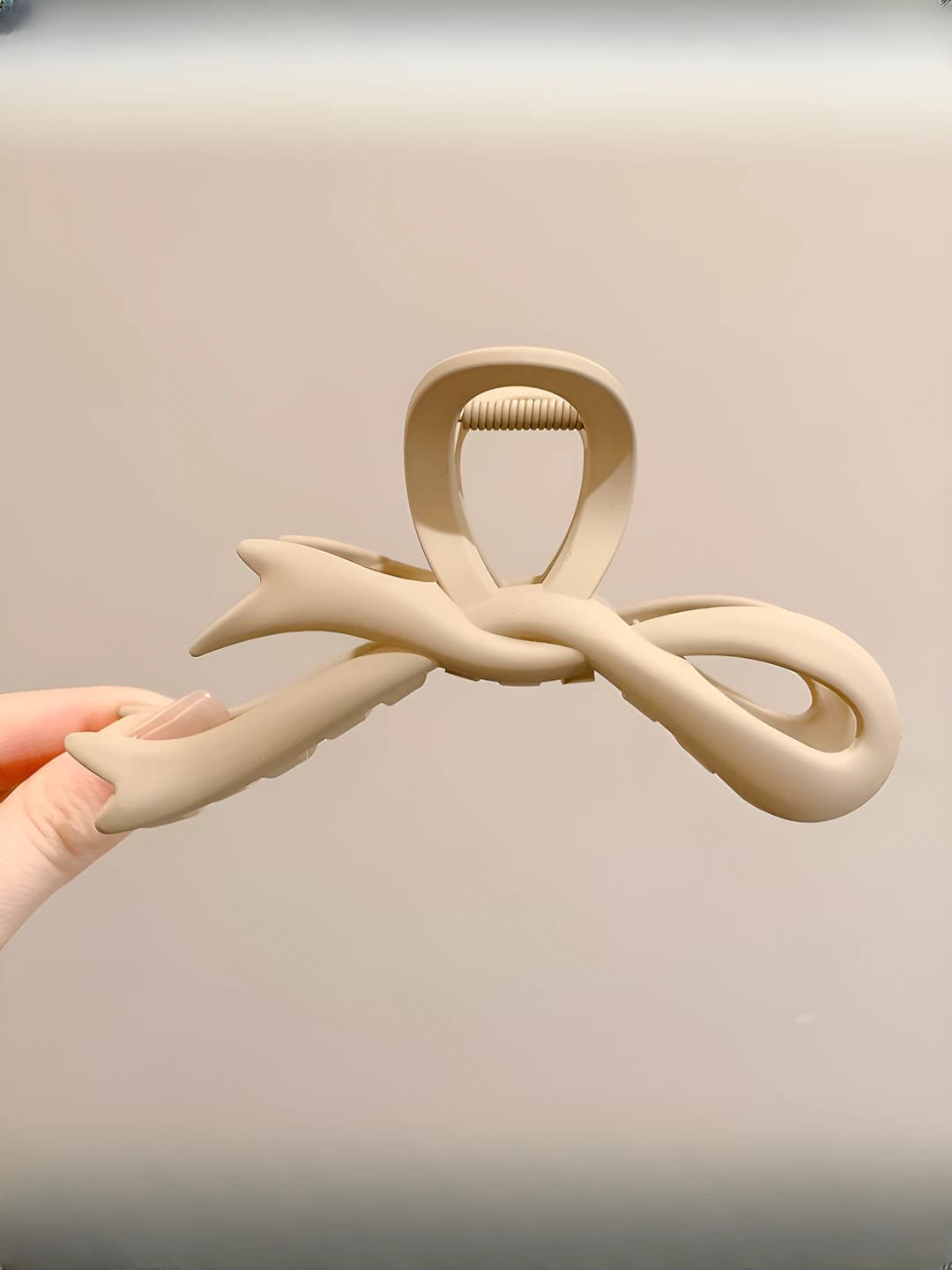7# Milk-tea, bow