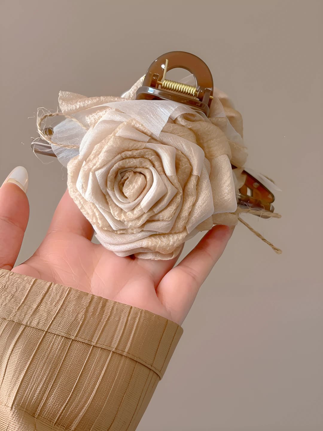 Beige dried rose clip 13 cm
