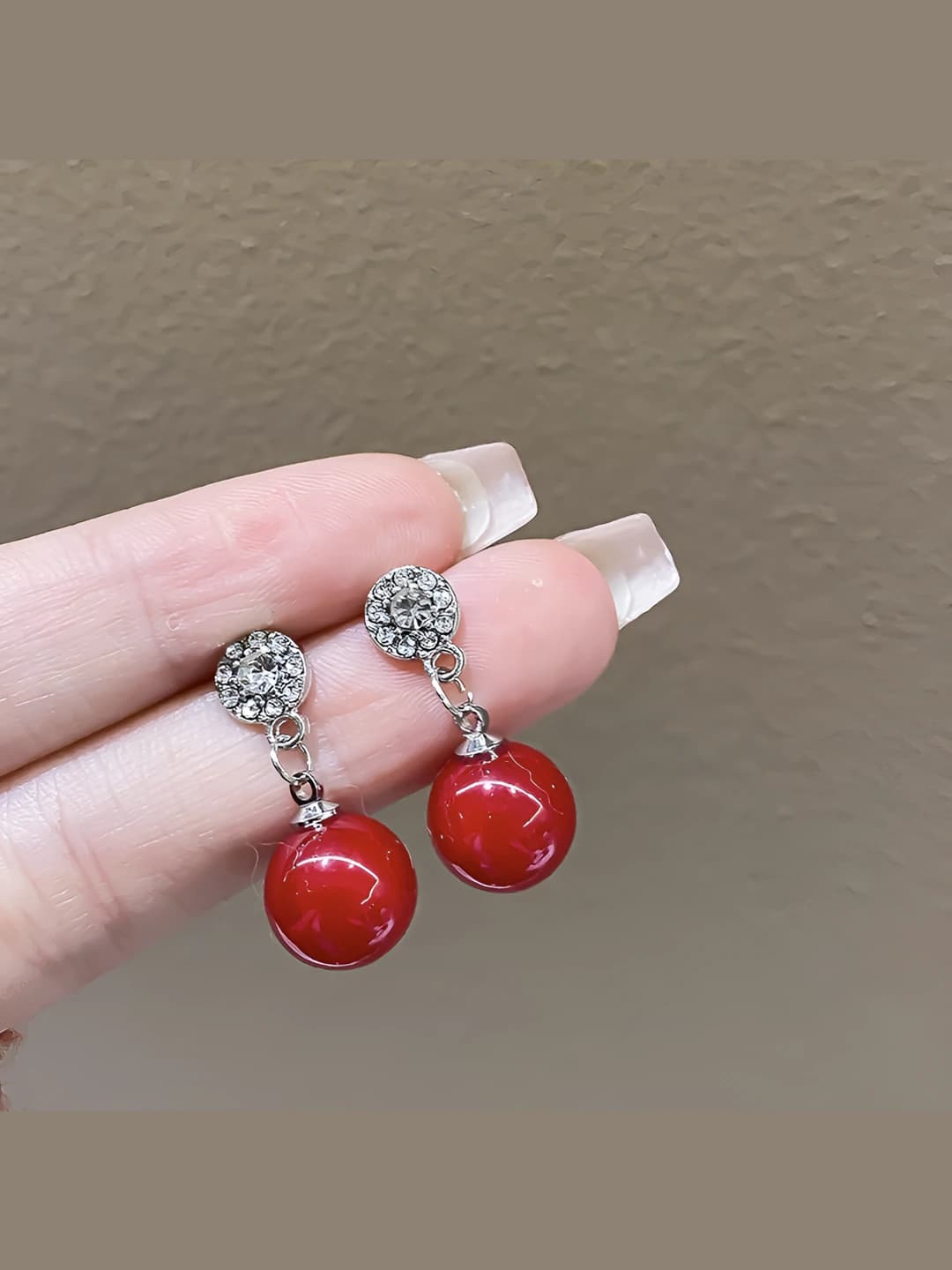 New: Small red hoop, silver base