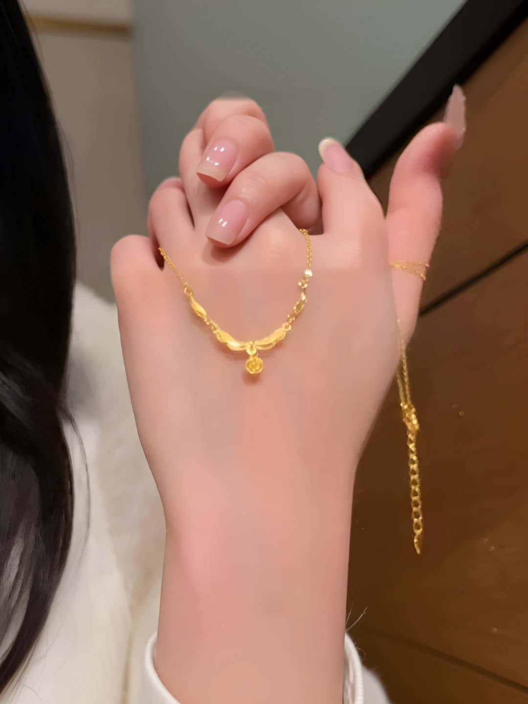 Women's retro pendant necklace: 24k gold plating, wavy edge, pendants